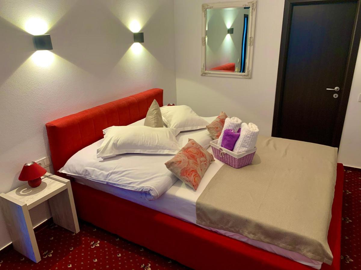 Anelisse Inn Moeciu De Sus Zewnętrze zdjęcie